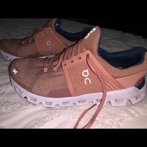 On-Cloud Swift Running Shoes